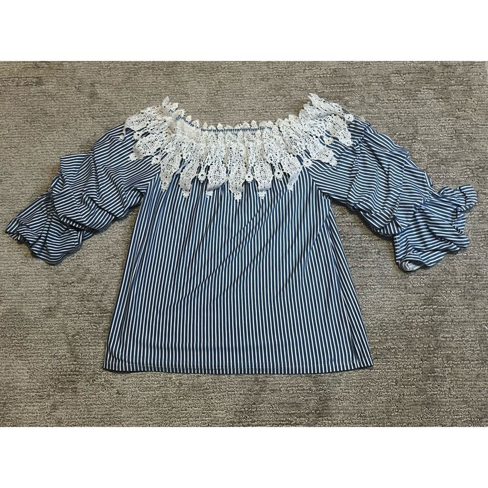 Haute Project Los Angeles Blue Striped Shoulder Lace Trim Top Sz XL
